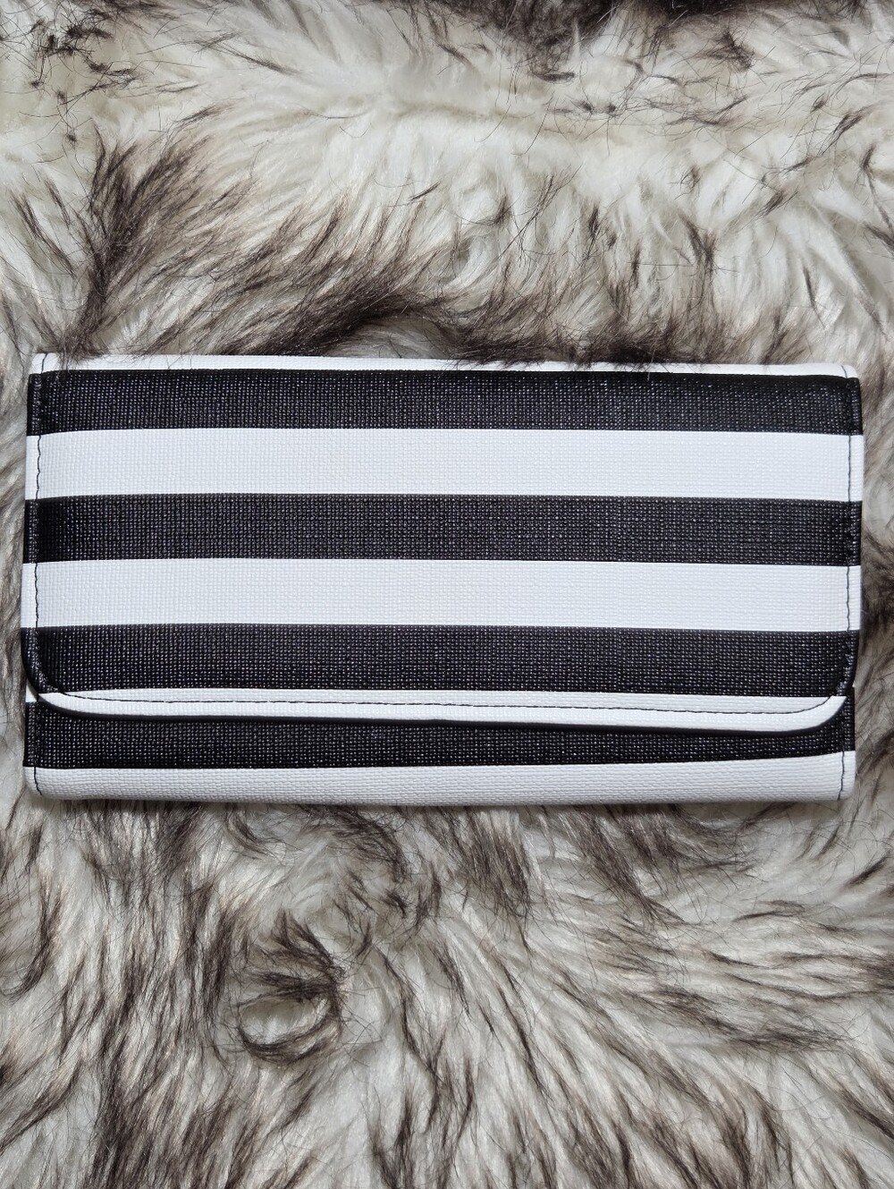 Kut from the Kloth Black & White Striped Slim Tri-Fold Wallet
